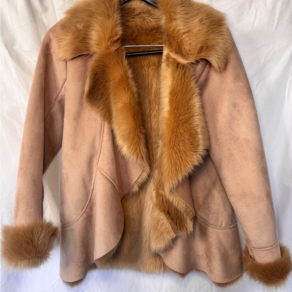 Osrlufen Women's Tan Faux Fur Trim Jacket